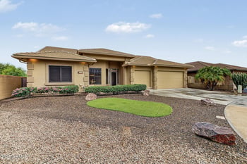 2750 S Beachwood Cir, Mesa, AZ 85209
