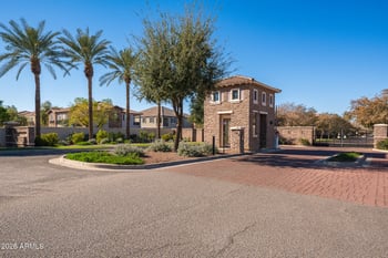 2750 S Voyager Dr #101, Gilbert, AZ 85295