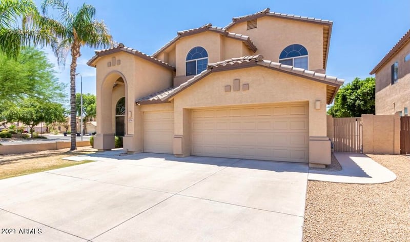 2751 E San Tan St, Chandler, AZ 85225