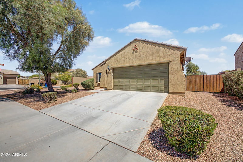 27513 175th Dr, Surprise, AZ 85387