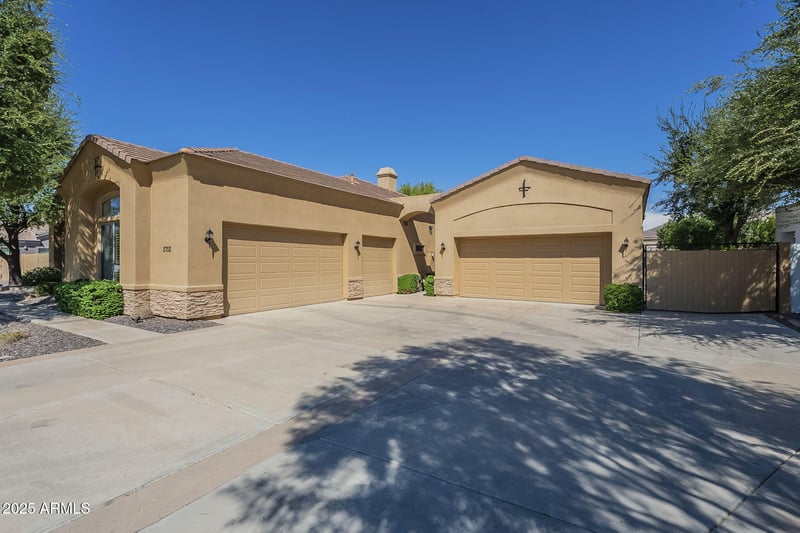 2752 Beechnut Pl, Chandler, AZ 85249