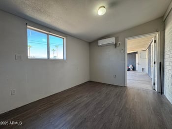 2752 Elm St, Phoenix, AZ 85017