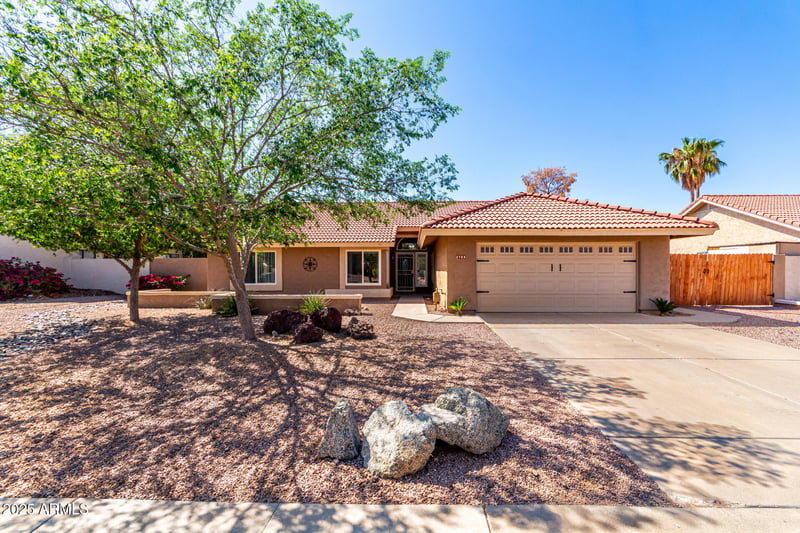 2753 Kenwood St, Mesa, AZ 85213