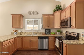 2753 Kenwood St, Mesa, AZ 85213