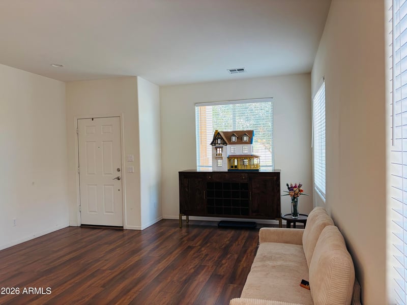 2753 Peggy Dr, San Tan Valley, AZ 85144