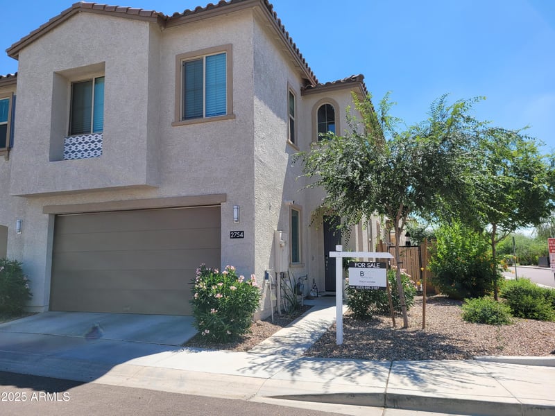 2754 Apache Dr, Chandler, AZ 85286