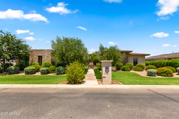 2754 Kingbird Dr, Gilbert, AZ 85297