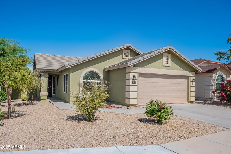 2754 Pecan Rd, Phoenix, AZ 85041
