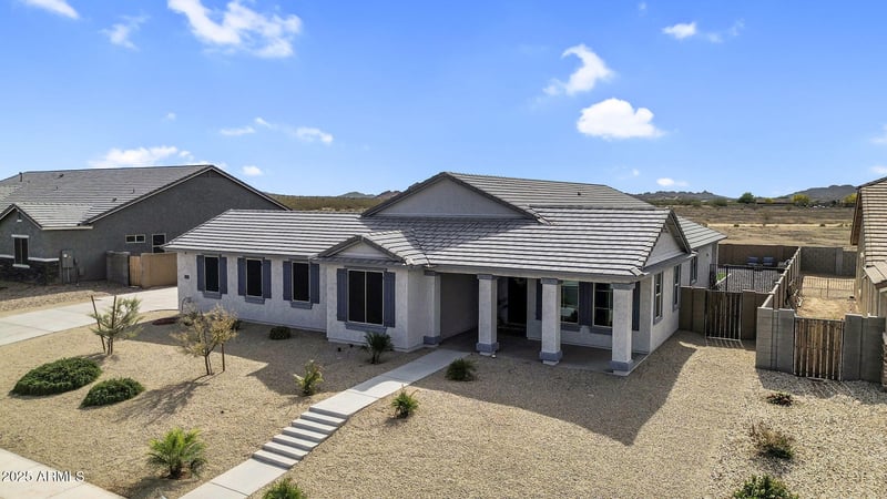 27550 Silverleaf Rd, San Tan Valley, AZ 85143