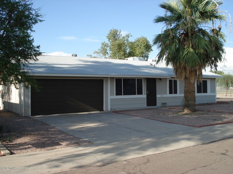 2756 E Michelle Dr, Phoenix, AZ 85032