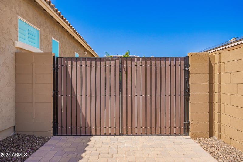 27562 99th Dr, Peoria, AZ 85383