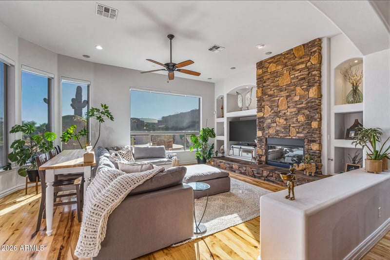 27562 N 83rd Glen, Peoria, AZ 85383