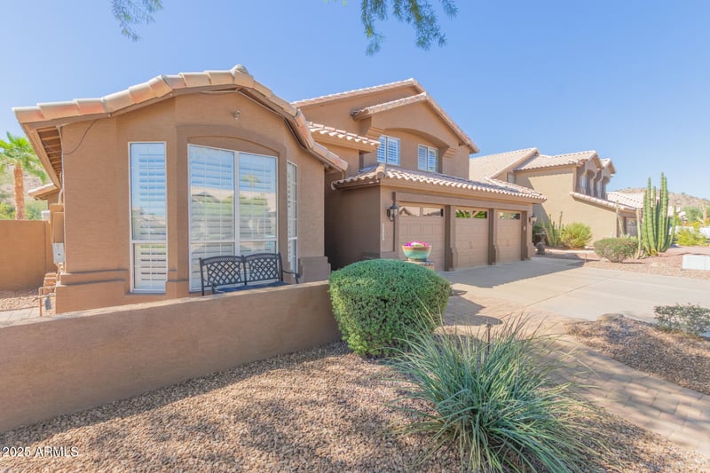 2757 Brookwood Ct, Phoenix, AZ 85048