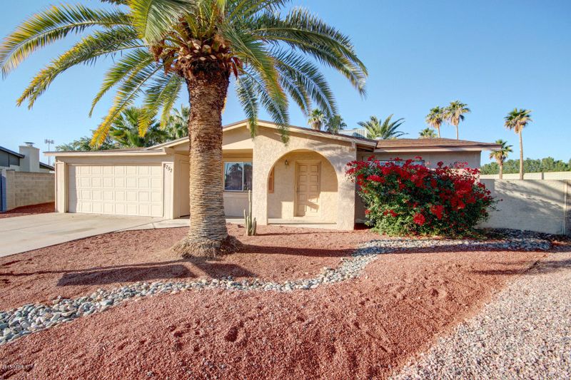 2757 W Junquillo Cir, Mesa, AZ 85202