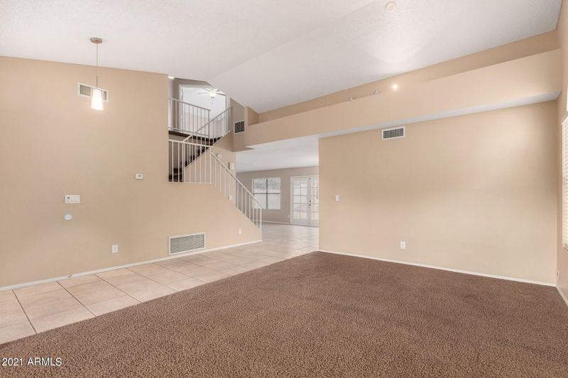 2758 E Rockledge Rd, Phoenix, AZ 85048