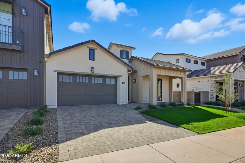 2759 Longhorn Dr, Gilbert, AZ 85297