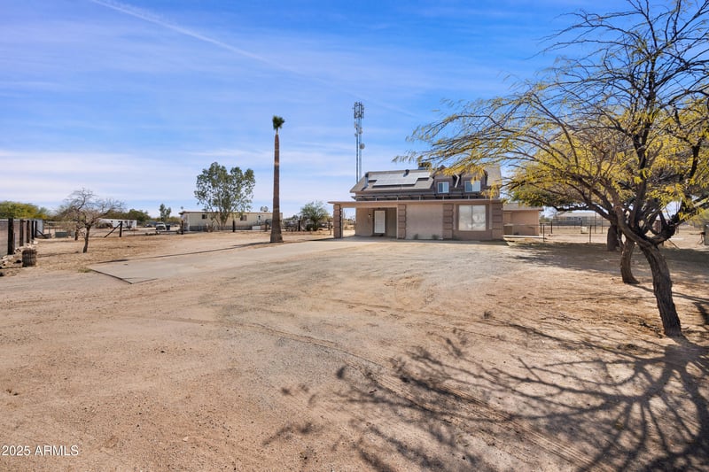 27602 Denver Hill Dr, Wittmann, AZ 85361