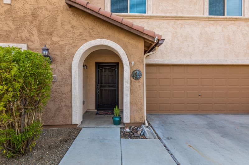 27606 N 20th Ave, Phoenix, AZ 85085