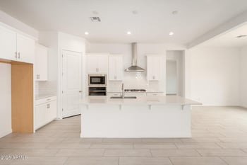 27611 N 176th Dr, Surprise, AZ 85387