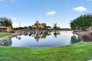2762 Carob Dr, Gilbert, AZ 85298