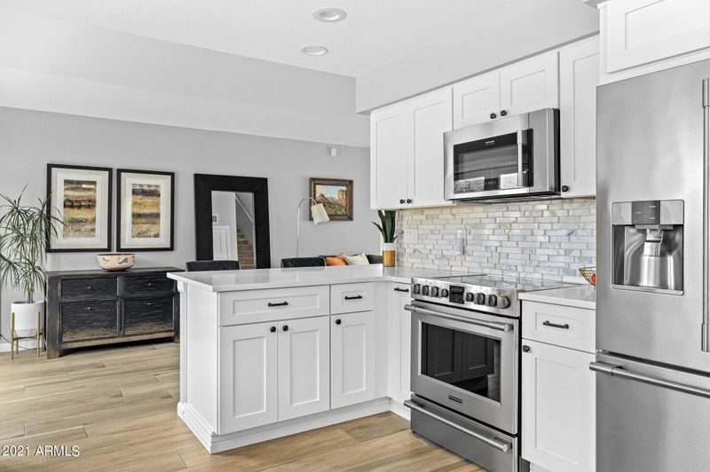 2762 E Desert Trumpet Rd, Phoenix, AZ 85048