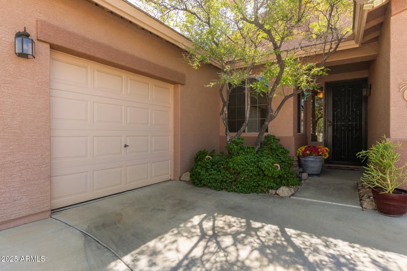 27627 65th Dr, Phoenix, AZ 85083