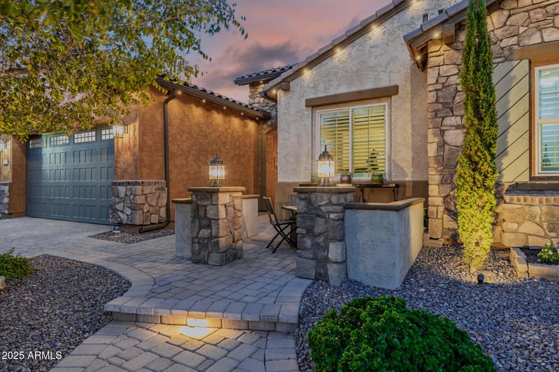 27629 102nd Ln, Peoria, AZ 85383