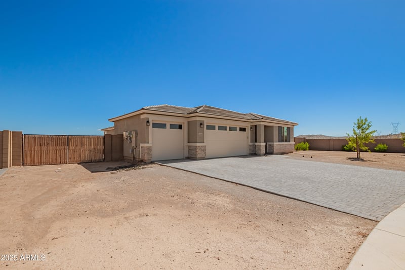 27629 Hibiscus Ln, San Tan Valley, AZ 85143