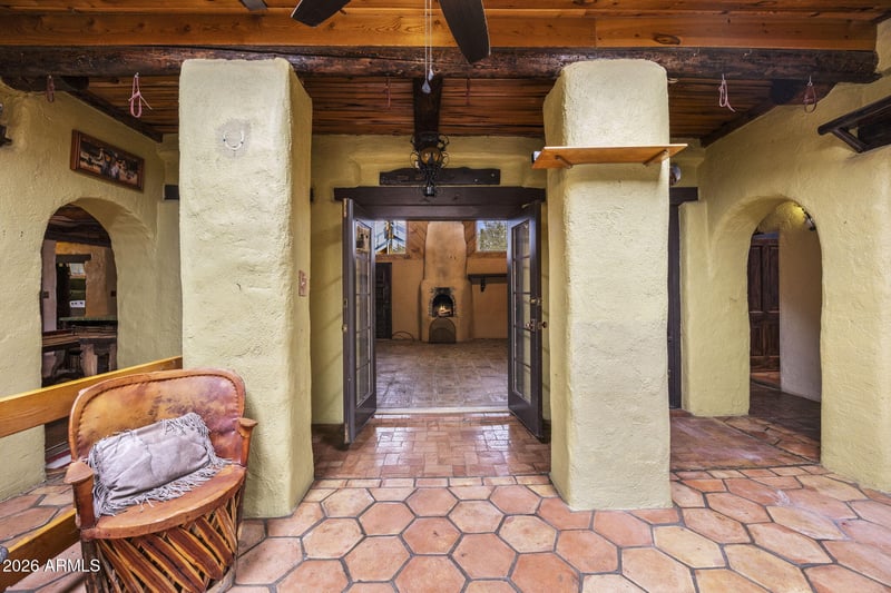 27632 42nd St, Cave Creek, AZ 85331