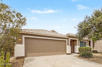 2766 Cowboy Cove Trl, San Tan Valley, AZ 85143