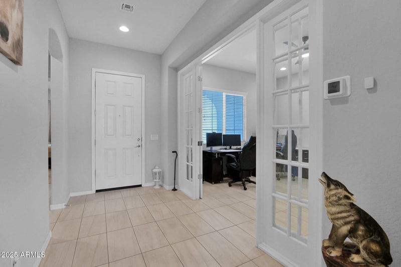 27667 Mohawk Ln, Buckeye, AZ 85396