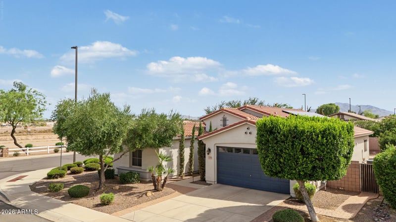 2769 E Rakestraw Ln, Gilbert, AZ 85298