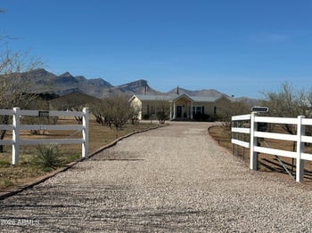 277 Allen Ln, Huachuca City, AZ 85616