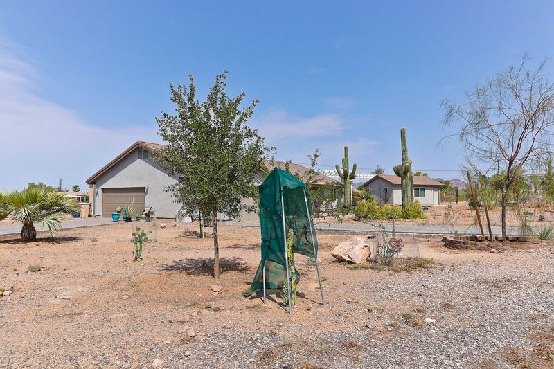 2770 E Scenic St, Apache Junction, AZ 85119