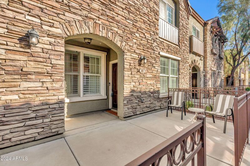 2770 S Pewter Dr #101, Gilbert, AZ 85295
