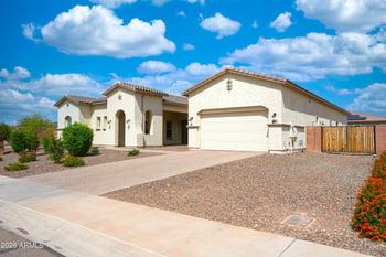 27711 38th Dr, Phoenix, AZ 85083