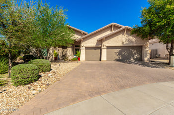 27713 57th Dr, Phoenix, AZ 85083