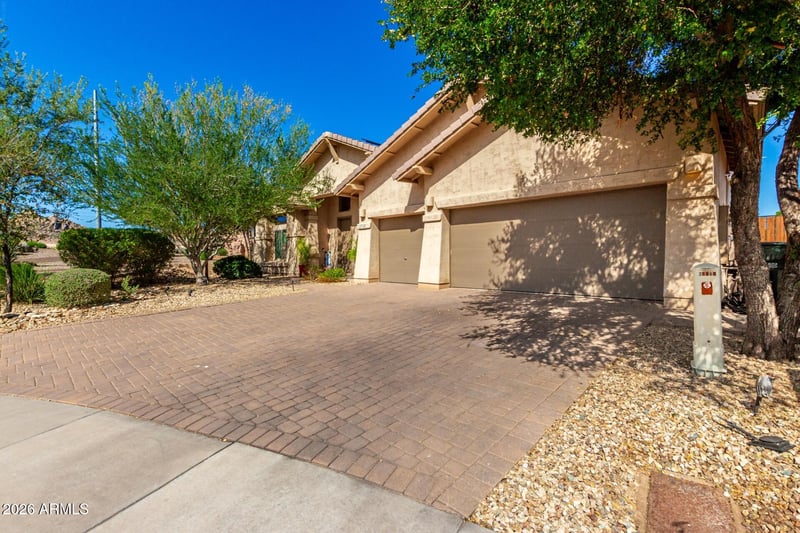 27713 N 57th Dr, Phoenix, AZ 85083