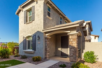 2772 Betty St, Gilbert, AZ 85295