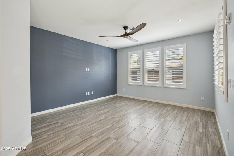 2772 Catherine Dr #102, Gilbert, AZ 85295