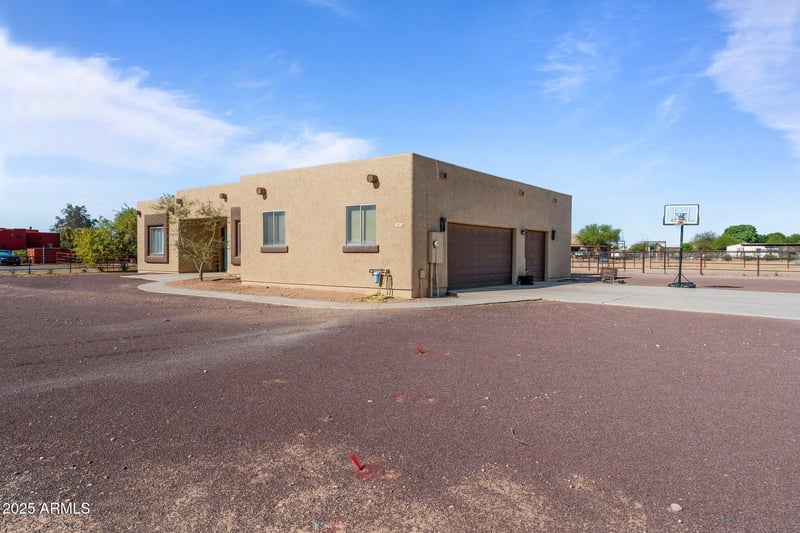 27720 237th Dr, Wittmann, AZ 85361