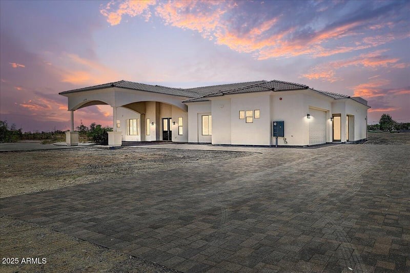 27730 35th Ave, Phoenix, AZ 85083