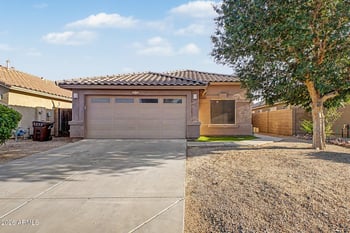 2775 Angel Way, San Tan Valley, AZ 85144