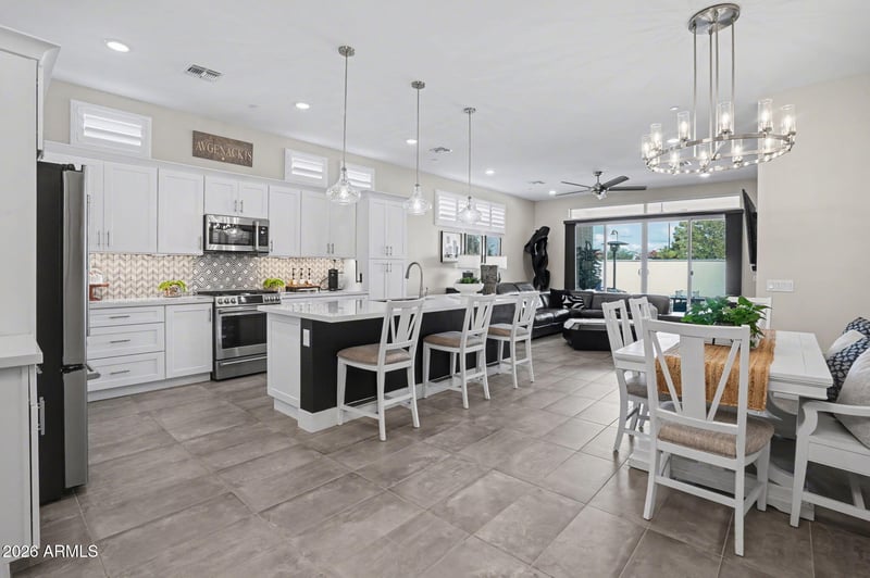 2777 Queen Creek Rd #4, Chandler, AZ 85248