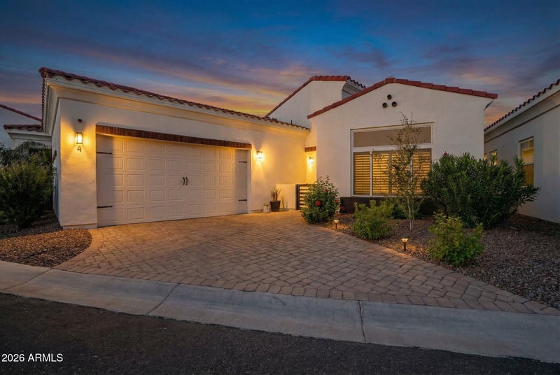 2777 Queen Creek Rd #4, Chandler, AZ 85248