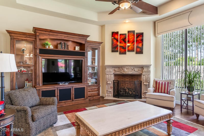 2778 Locust Dr, Chandler, AZ 85286