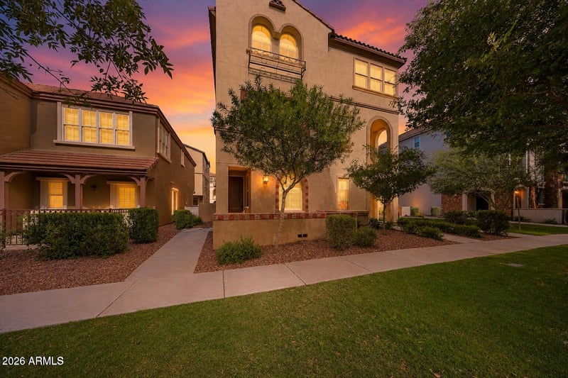 2778 S Harmony Ave, Gilbert, AZ 85295