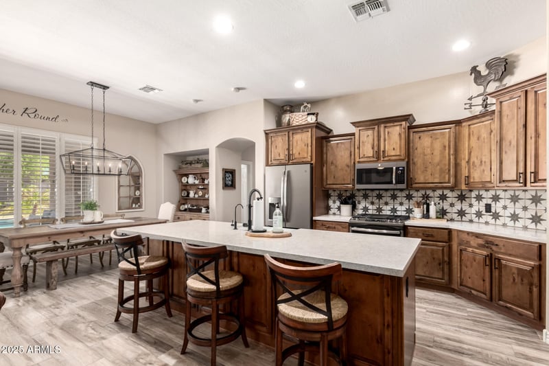 27821 98th Dr, Peoria, AZ 85383