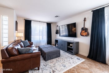 27824 26th Ave, Phoenix, AZ 85085