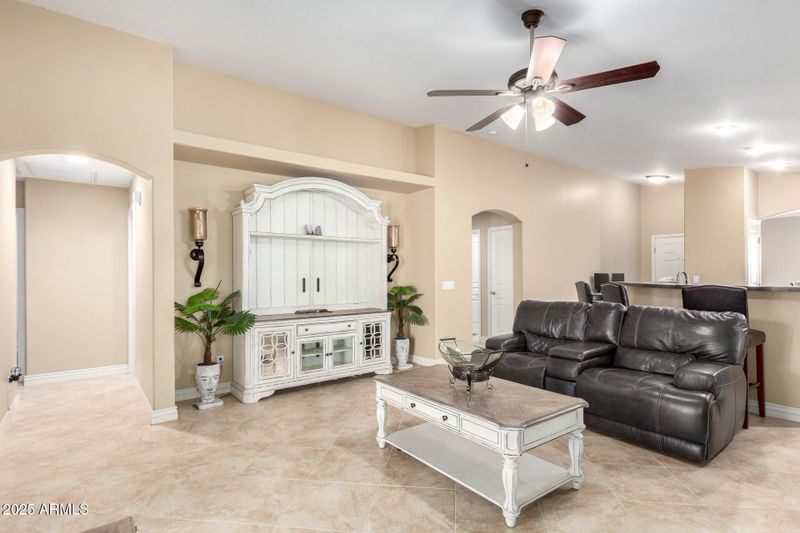 2789 E Dust Devil Dr, San Tan Valley, AZ 85143